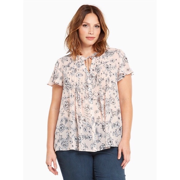 torrid Tops - Torrid Floral Print Pleated Chiffon Tie Front Top